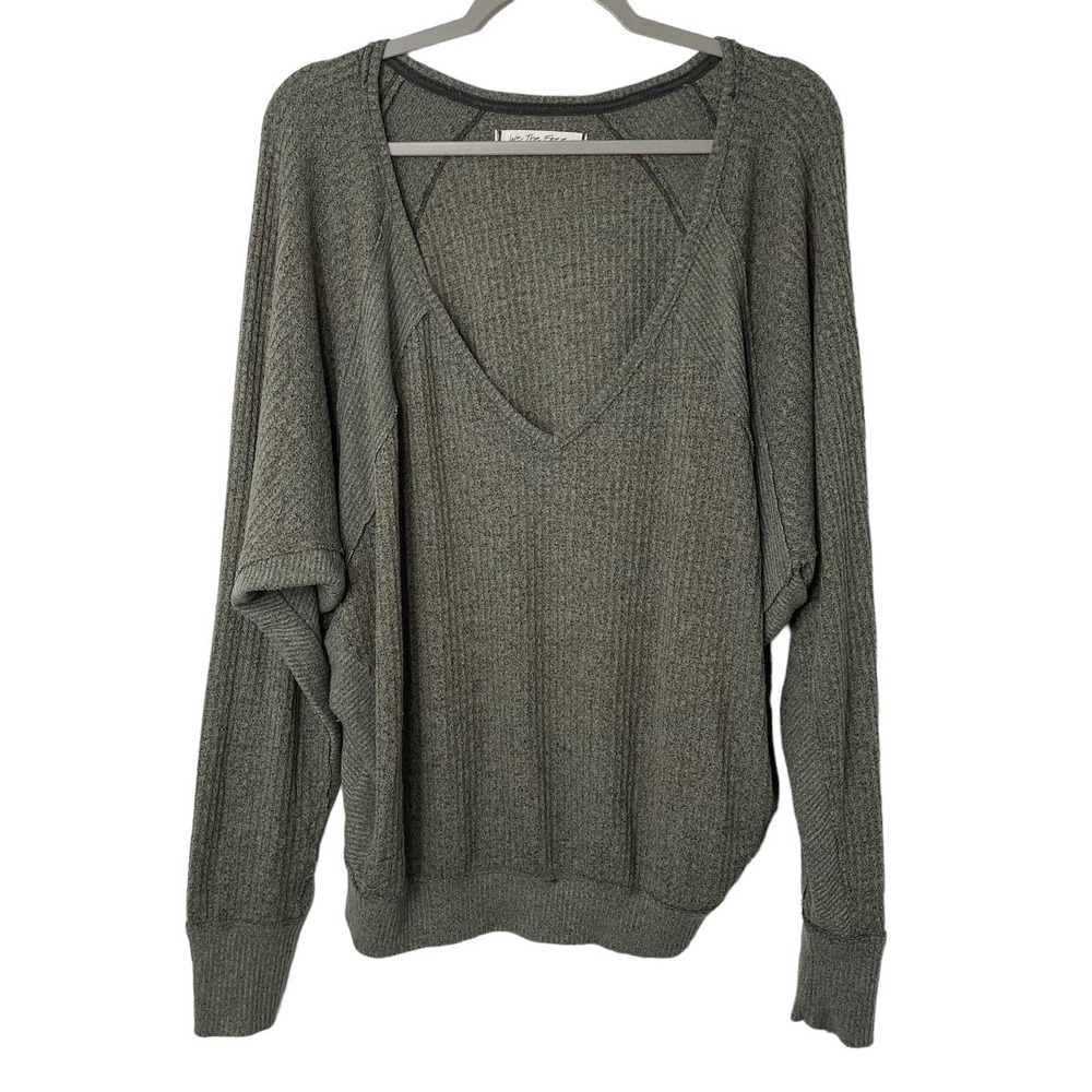Lightweight Olive V-Neck Sweater - Women